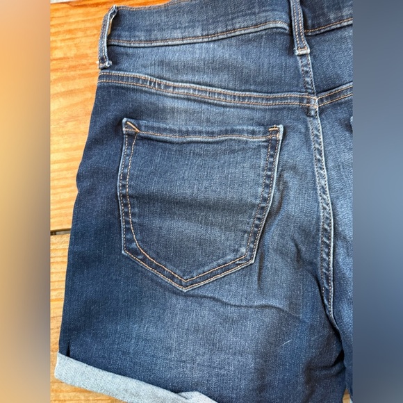 Express Womens Midi High Rise Denim Shorts Size 2 Stretch Blue Cuffed 5 Pockets - Picture 7 of 7